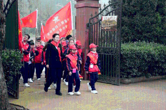 浙江两会观察：“陈丽君热”引发“冷思考” 越剧如何持续火？